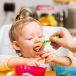 Čím kŕmiť svoje dieťa: jednoduché a rýchle recepty pre mamičky