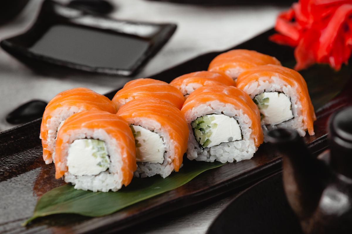 Prečo sa sushi považuje za nezdravé jedlo / freepik.com