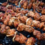 Ako pripraviť šťavnatý kebab a v čom marinovať mäso: dokonalá